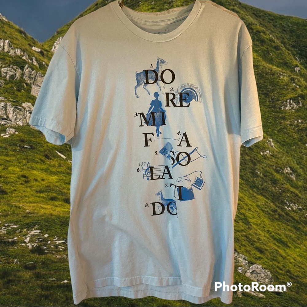 Men’s tee shirt Sound of Music Tour size XL very light Blue ish Grey (unisex)